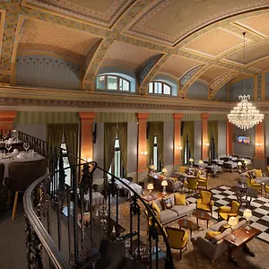 Hotel Mystery Budapest, Preferred &